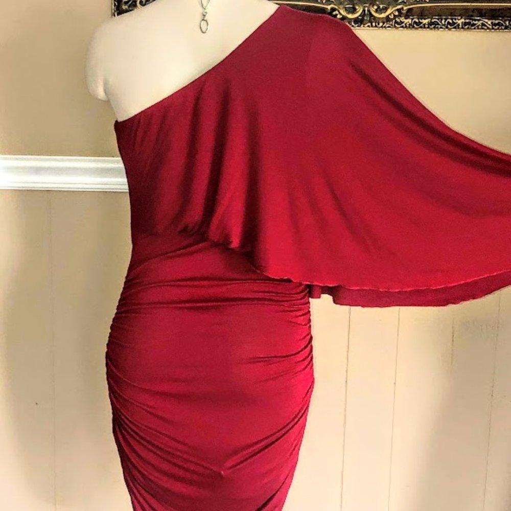 Red off the shoulder dress - Picture 4 of 6